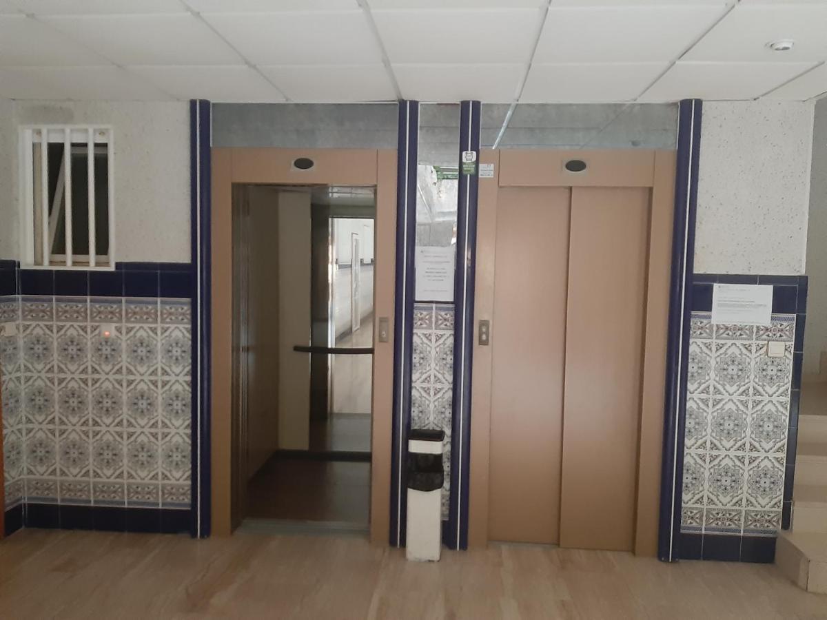 Modern Apartment On Playa Del Cura ตอร์เรเวียคา ภายนอก รูปภาพ