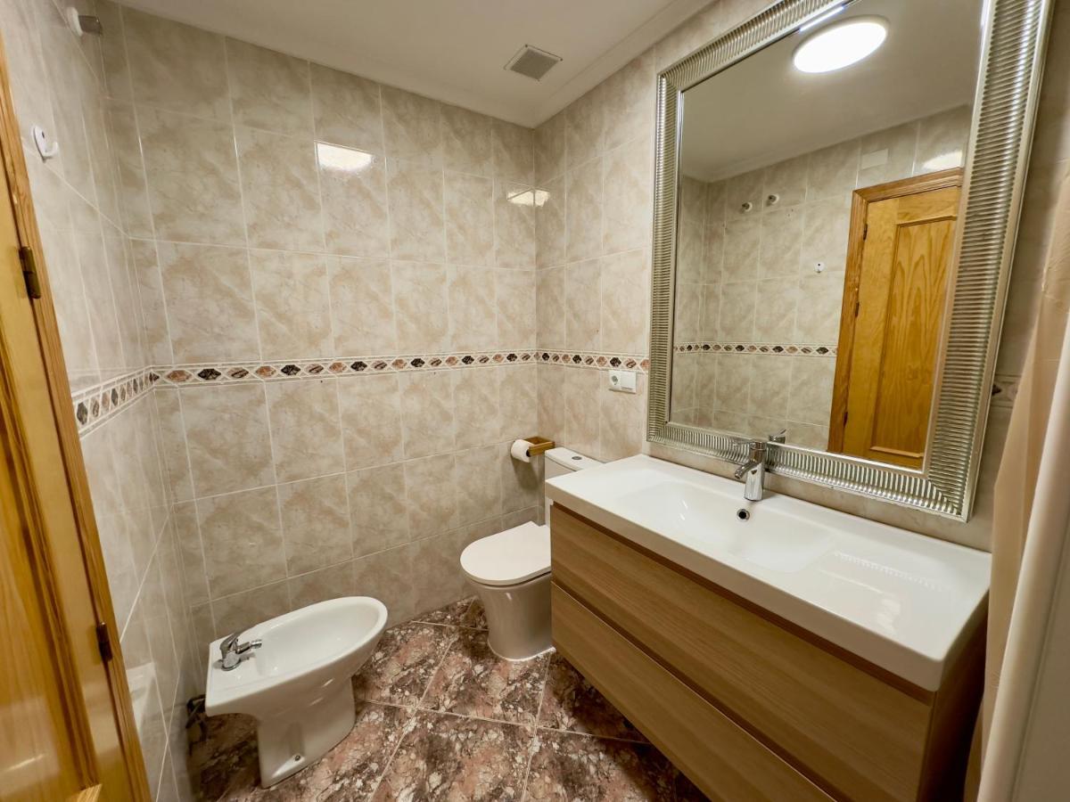 Modern Apartment On Playa Del Cura ตอร์เรเวียคา ภายนอก รูปภาพ